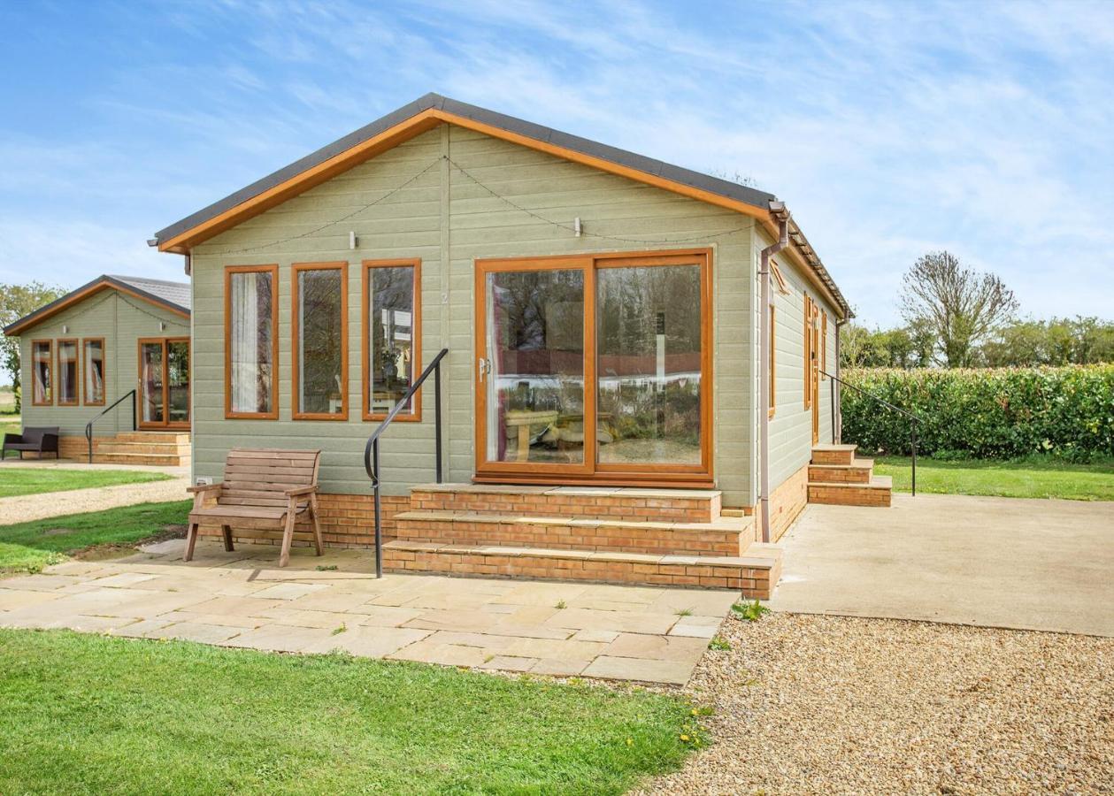 Lode Hall Lodges Upwell Exterior foto